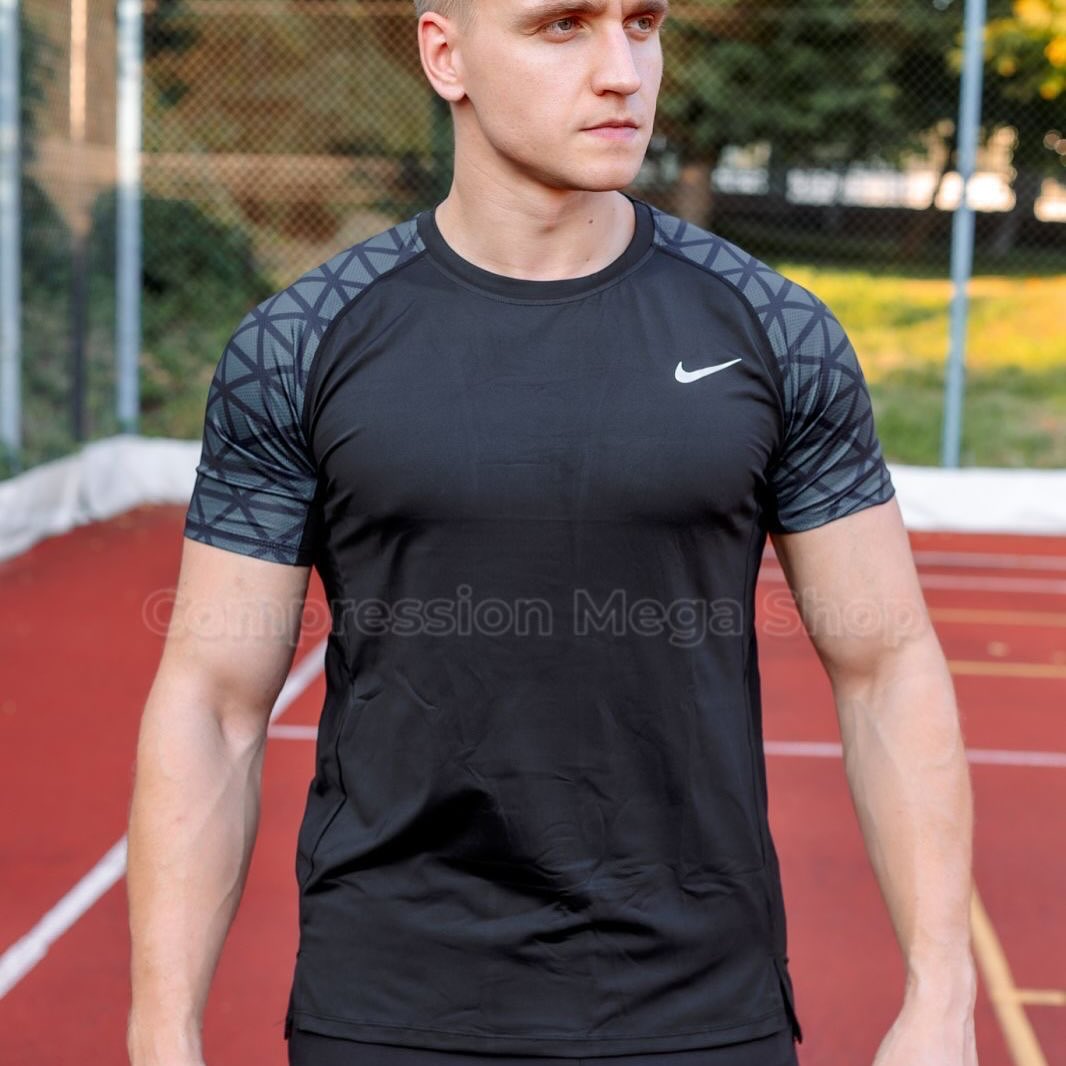2 в 1: Компресійний костюм Nike 2в1: 4