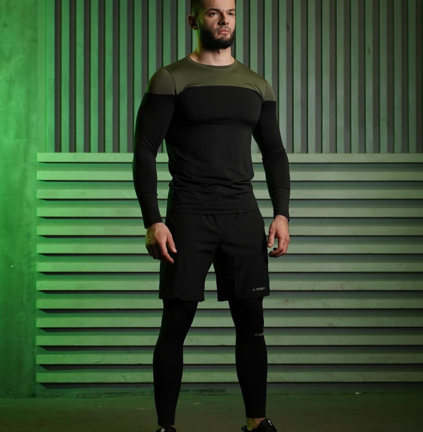 5 в 1: Компресійний костюм Adidas 5в1:  4