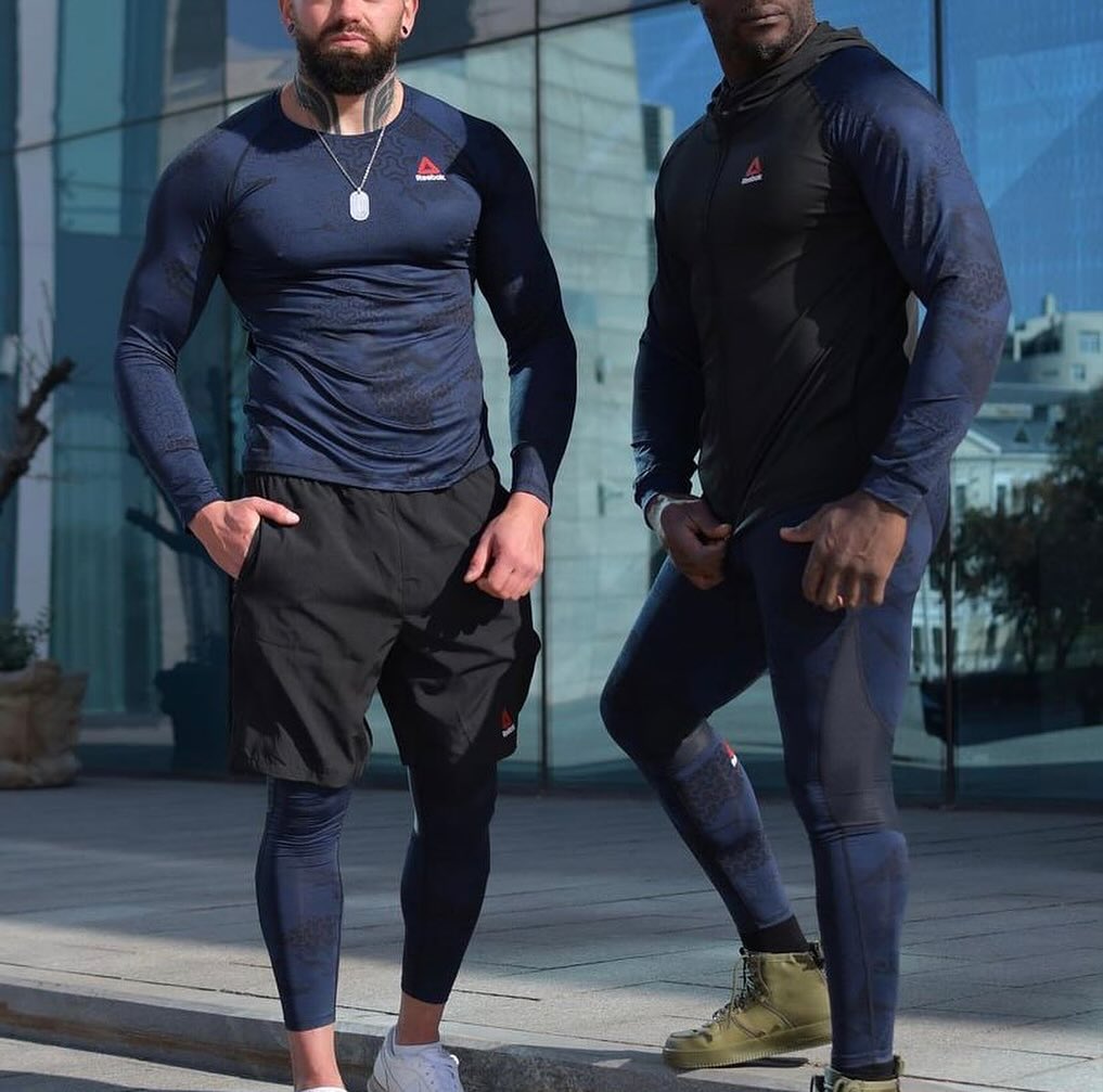 5 в 1: Компресійний костюм Reebok 5в1:  3