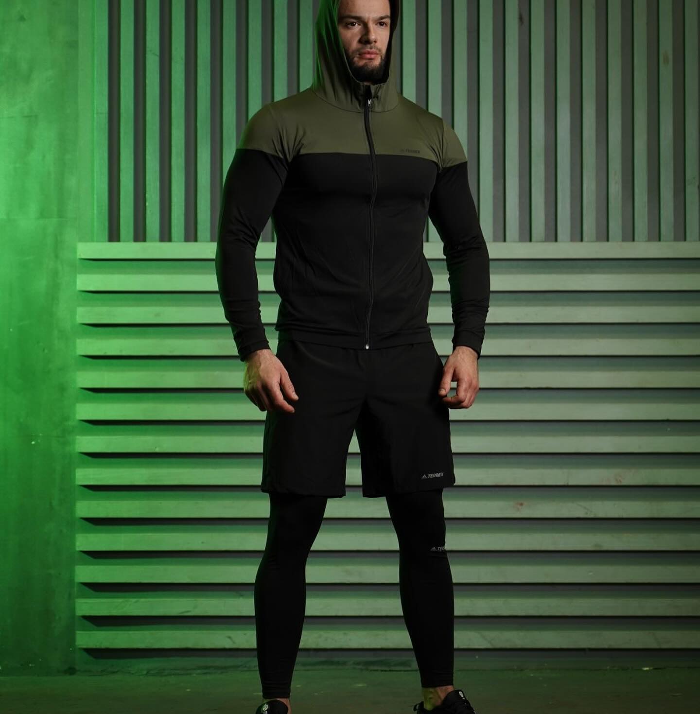5 в 1: Компресійний костюм Adidas 5в1:  2