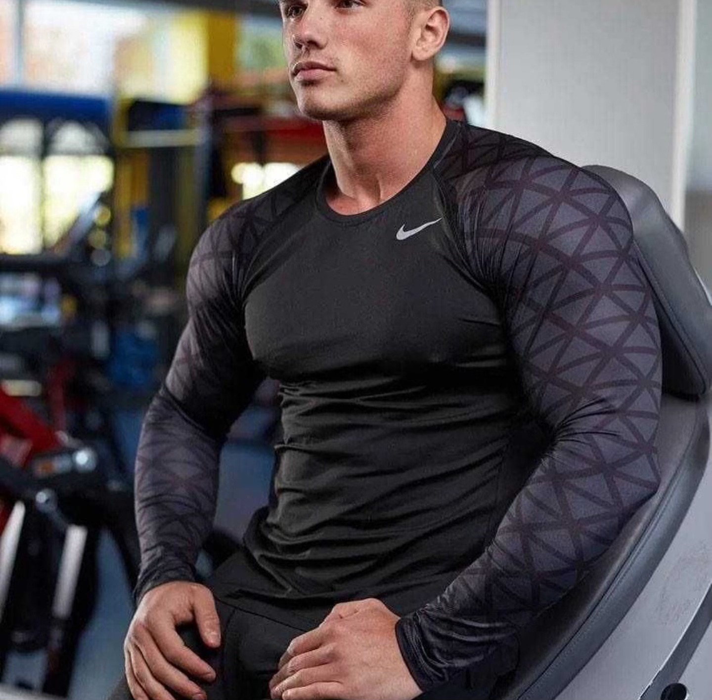 4 в 1: Компресійний костюм Nike 4в1:  2