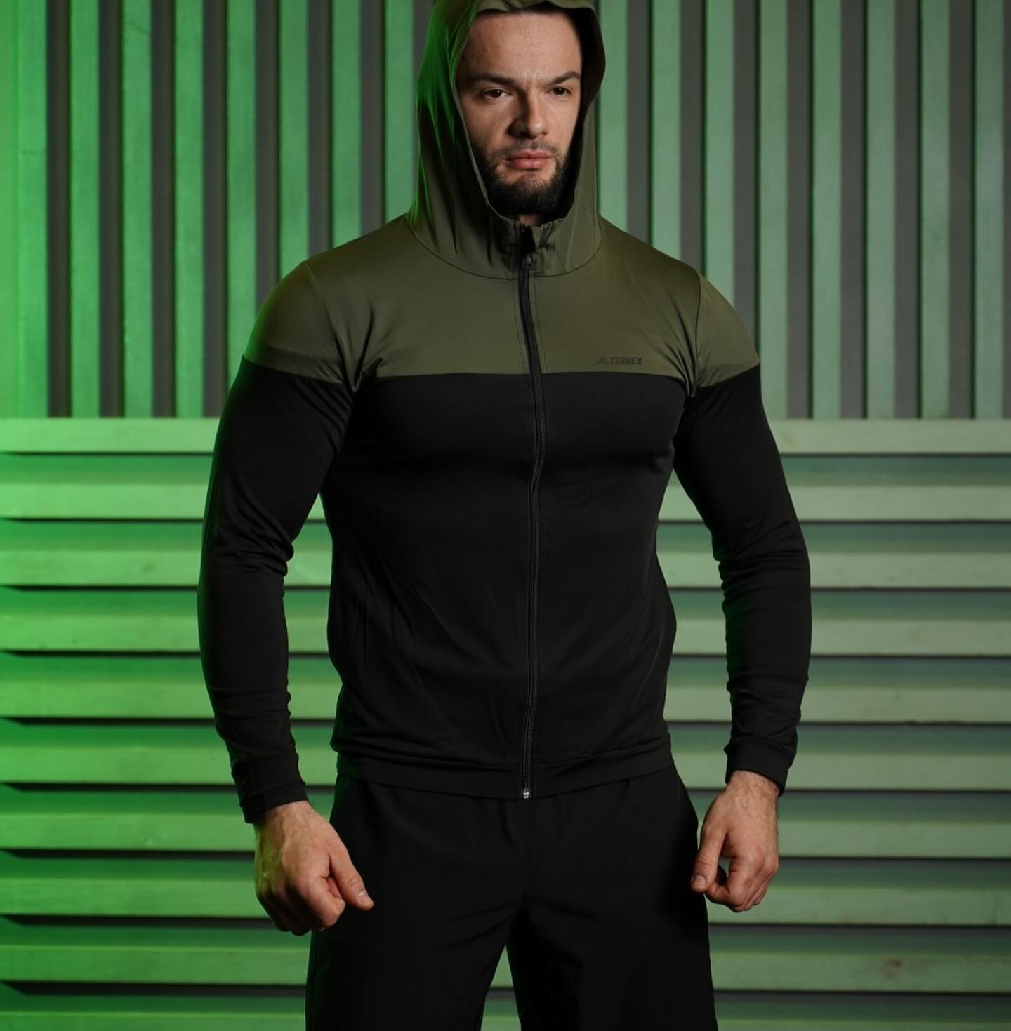 5 в 1: Компресійний костюм Adidas 5в1:  3